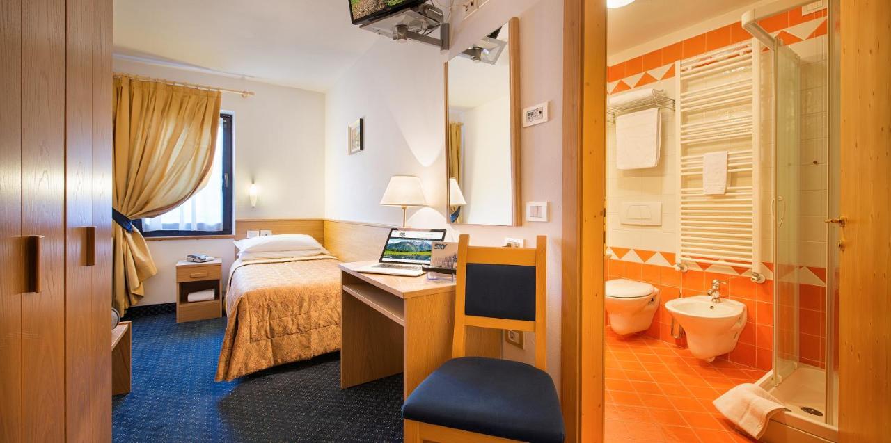 Hotel Cristallo Peio Ngoại thất bức ảnh